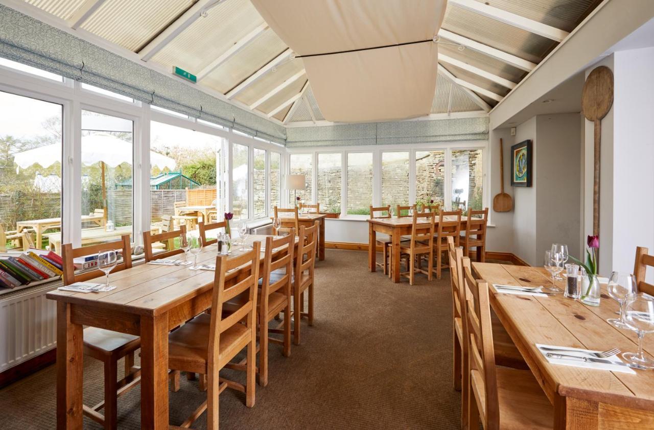 The Crown Inn, Church Enstone チッピング・ノートン エクステリア 写真